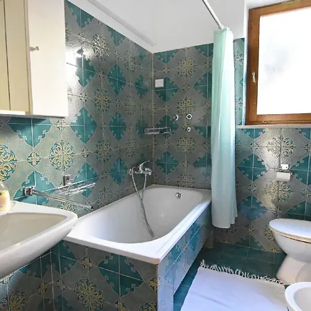 Apartment In Der Naehe Des Strandes Basanija